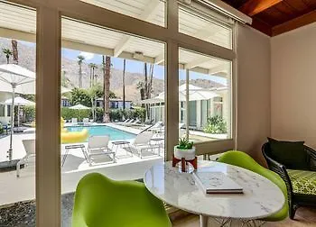 Calla Lily Inn Palm Springs
