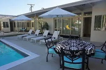 Calla Lily Inn Palm Springs