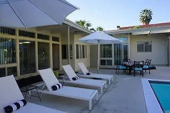 Hotel Calla Lily Inn Palm Springs